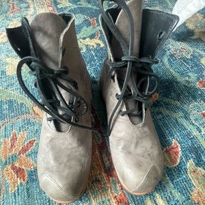 Cydwoq boots